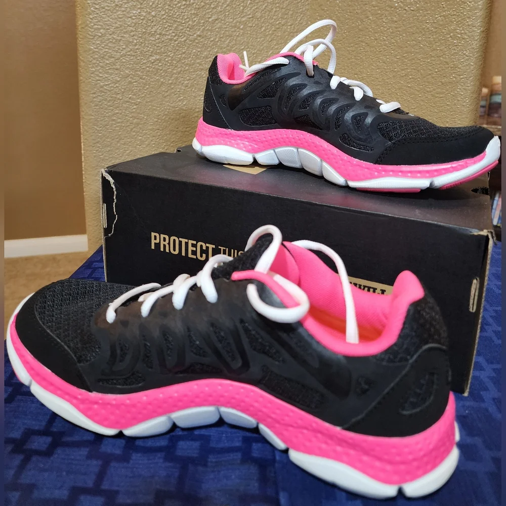 Under Armour MicroBlack and Pink Women’s Athletic Training Shoes Size 8 - Picture 3 of 6